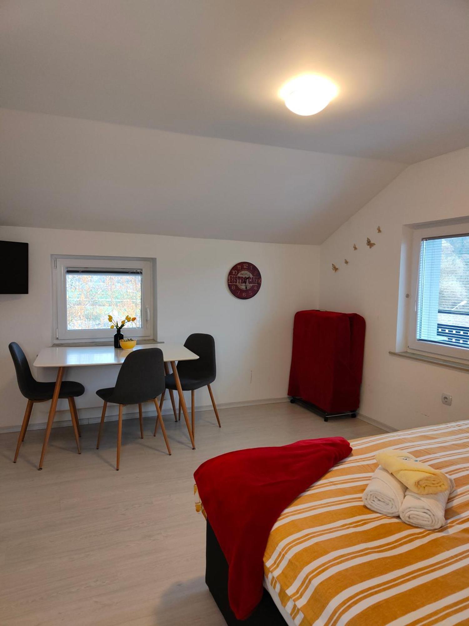Apartments&rooms Saša Podčetrtek Kamer foto